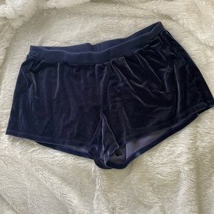 🌼Aerie Velvet Sleep Short Size Medium
